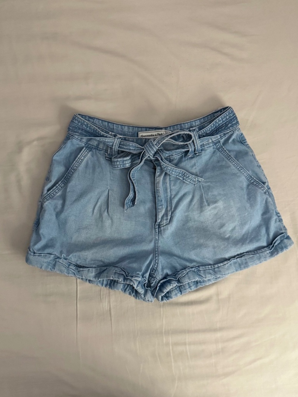Abercrombie & Fitch Paperbag Denim Shorts Size 25